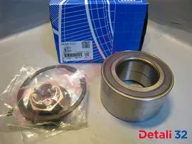 Подшипник передней ступицы комплект Форд Фокус 2 (Ford Focus 2), SKF, vkba3531f2